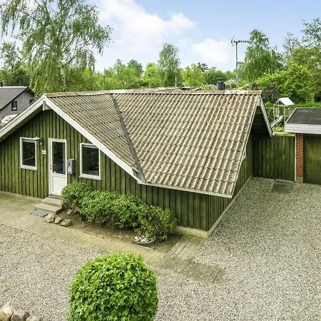 Simonia - 600m From The Sea By Interhome 度假居