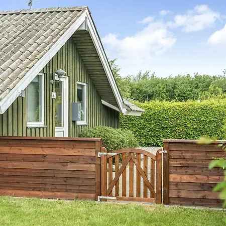 Simonia - 600m From The Sea By Interhome *